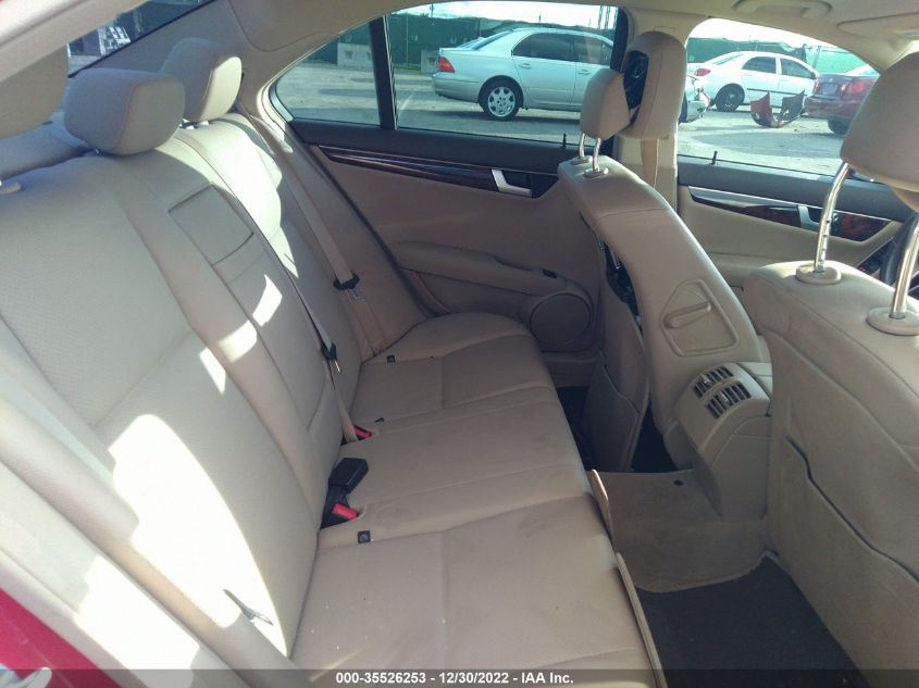 2013 MERCEDES-BENZ C-CLASS C 250 WDDGF4HBXDA770285