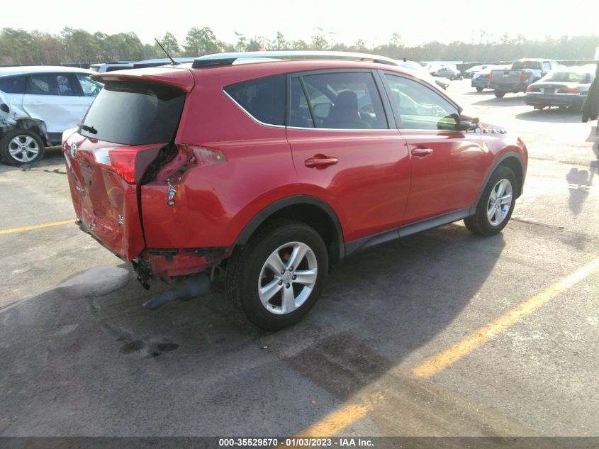 VIN JTMRFREV3DD027917 2013 TOYOTA RAV4 no.4