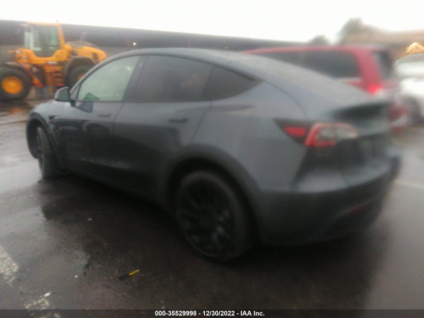 VIN 7SAYGDEE8NF545143 2022 TESLA MODEL Y LONG RANGE