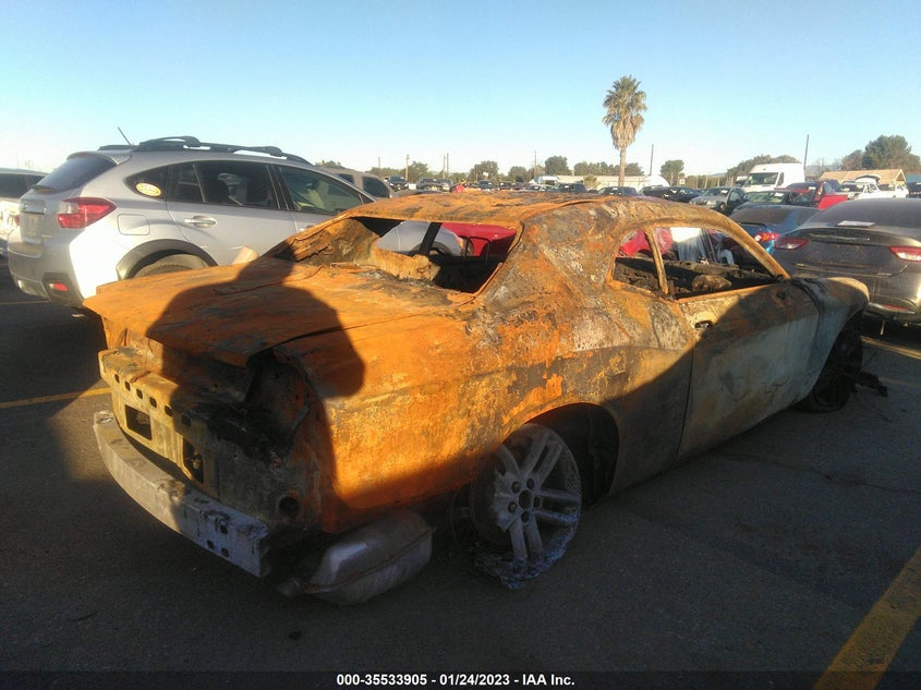 VIN 2C3CDZGG8KH545133 2019 DODGE CHALLENGER SXT