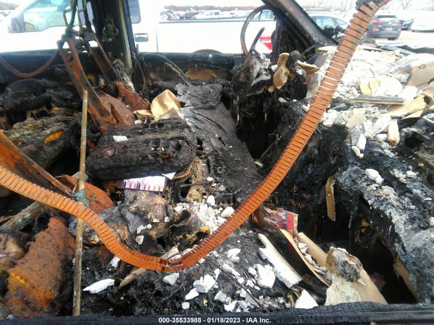 2013 CHEVROLET SUBURBAN LT 1GNSCJE00DR340076