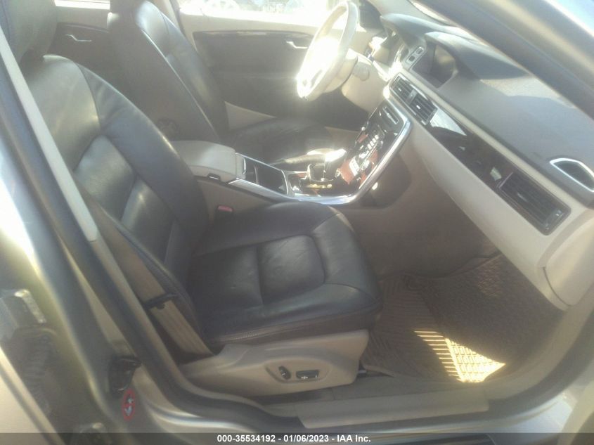 2013 VOLVO XC70 3.2L YV4952BL7D1152091