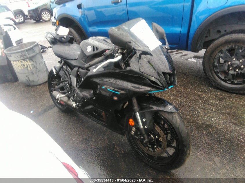 VIN JYARM38Y3NA000384 2022 YAMAHA YZFR7