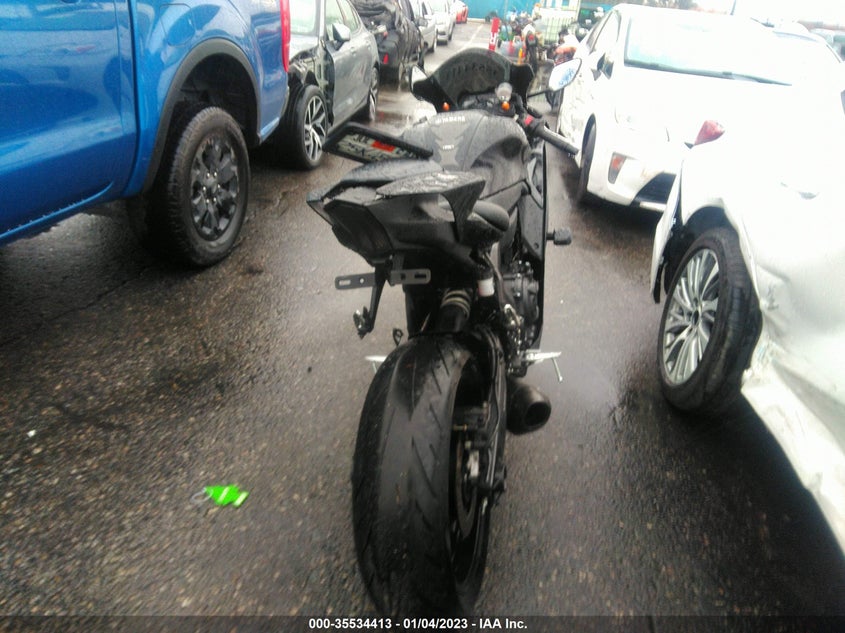 VIN JYARM38Y3NA000384 2022 YAMAHA YZFR7