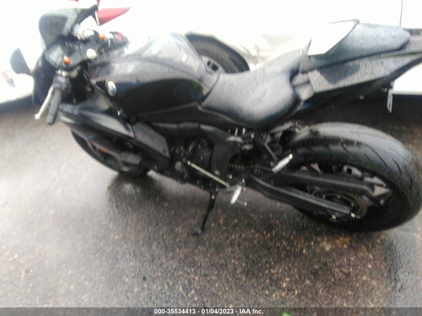 VIN JYARM38Y3NA000384 2022 YAMAHA YZFR7
