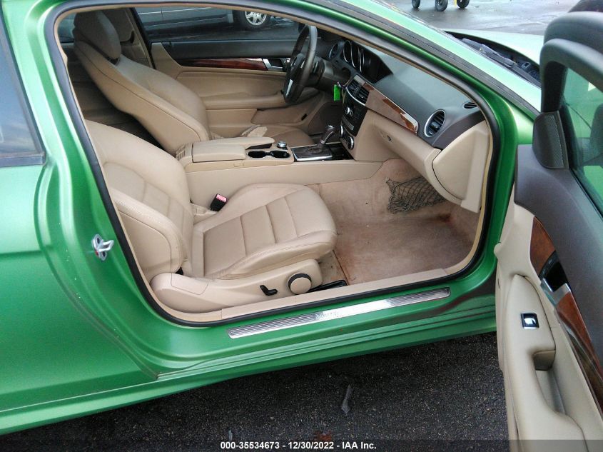 2015 MERCEDES-BENZ C-CLASS C 250 WDDGJ4HB1FG362451