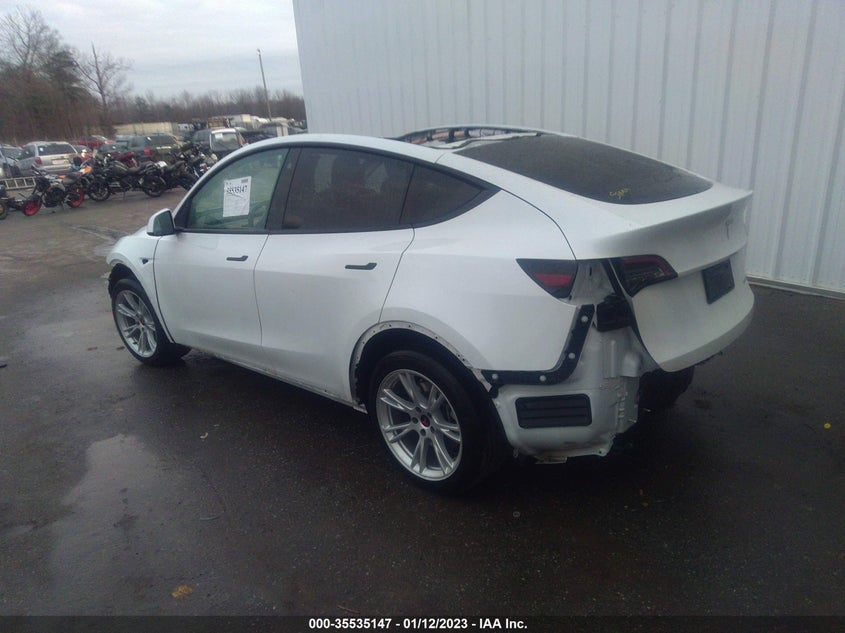 VIN 5YJYGDEE5MF260802 2021 TESLA MODEL Y LONG RANGE
