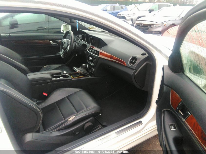 2014 MERCEDES-BENZ C-CLASS C 350 WDDGJ8JB5EG175441