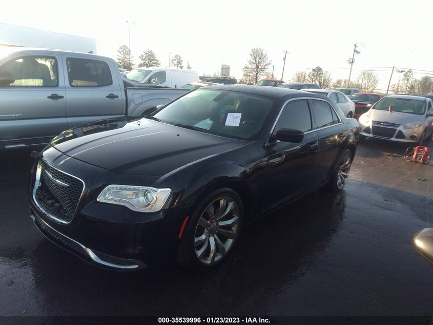 VIN 2C3CCAAG4KH590163 2019 CHRYSLER 300 TOURING L