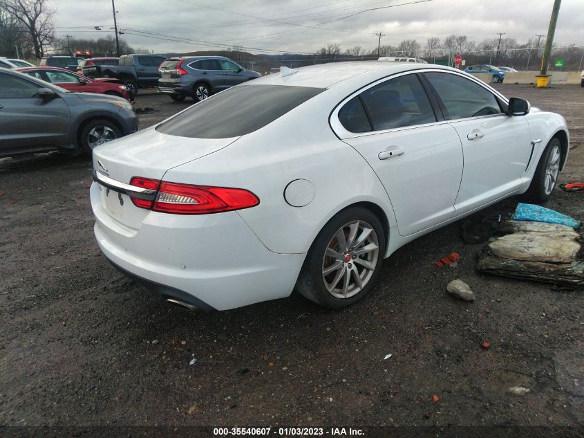 2015 JAGUAR XF I4 T PREMIUM SAJWA0FS0FPU55318