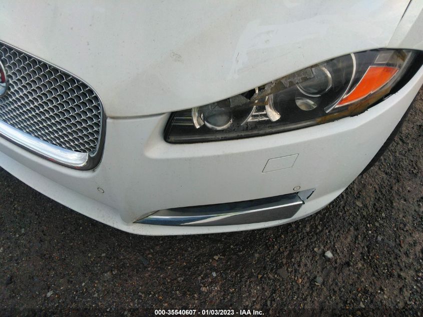 2015 JAGUAR XF I4 T PREMIUM SAJWA0FS0FPU55318