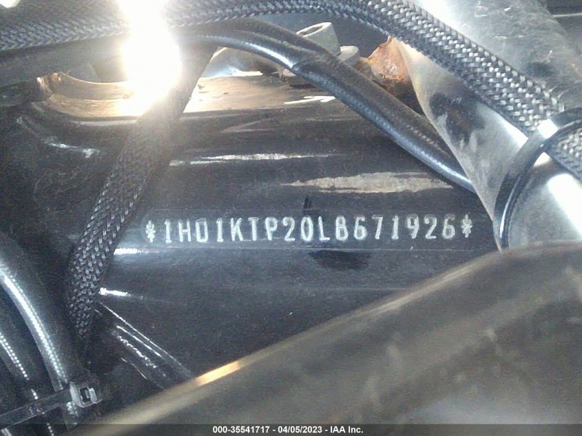 2020 HARLEY-DAVIDSON FLTRXS 1HD1KTP20LB671926