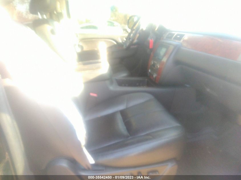 2013 CHEVROLET TAHOE LT 1GNSKBE06DR235552