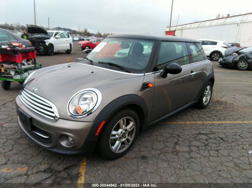 2013 MINI COOPER HARDTOP WMWSU3C54DT687717
