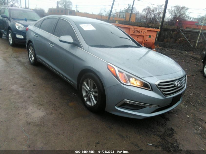 2015 HYUNDAI SONATA 2.4L SE - 5NPE24AF0FH168565