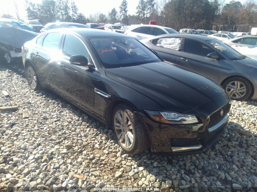 SAJBD4BV1HCY38644 JAGUAR XF 35T PREMIUM 2017