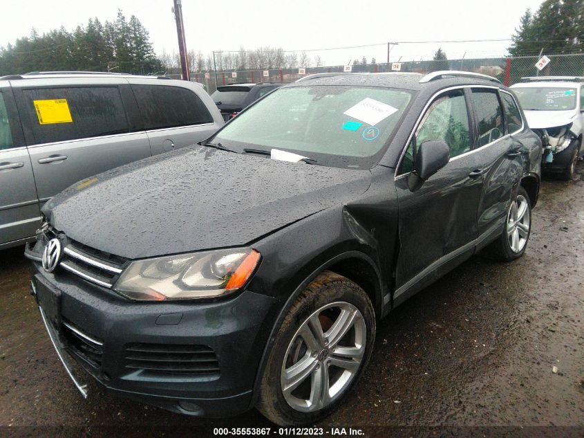 2014 VOLKSWAGEN TOUAREG SPORT WVGEF9BP8ED008913