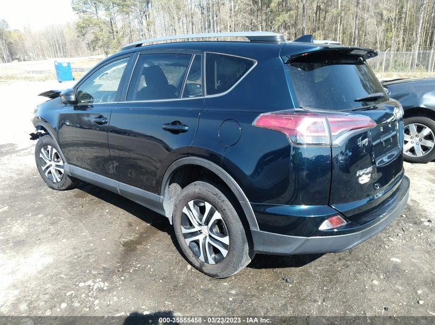 VIN JTMZFREV1JJ751621 2018 TOYOTA RAV4 LE