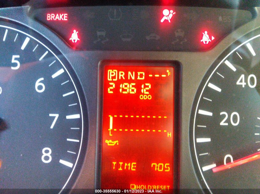 2014 NISSAN NVP SL 5BZAF0AA1EN160926