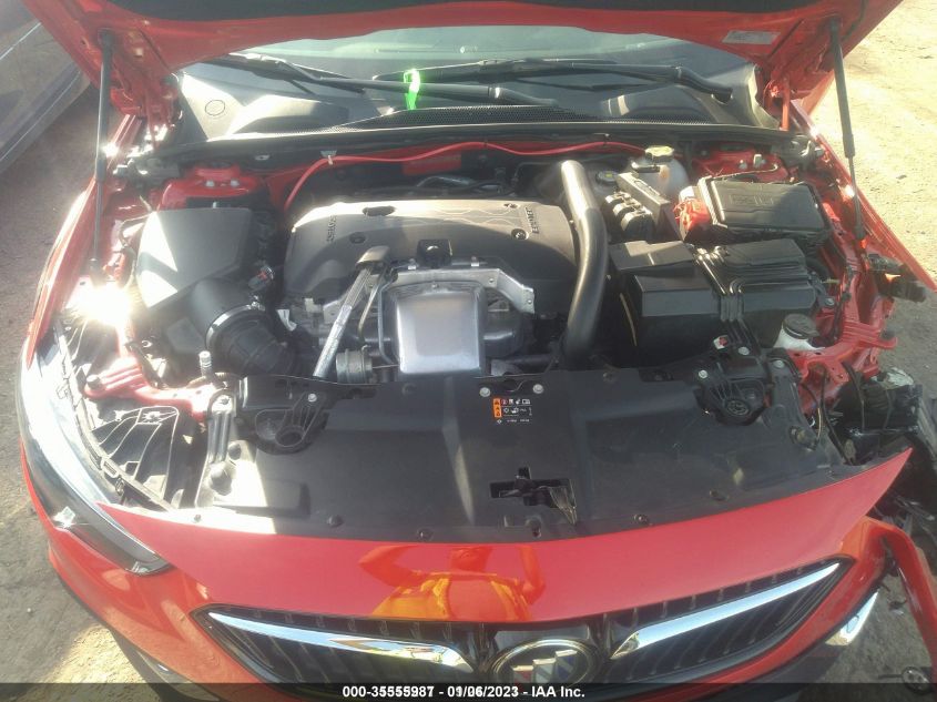 2018 BUICK REGAL TOURX ESSENCE W04GV8SX9J1088657