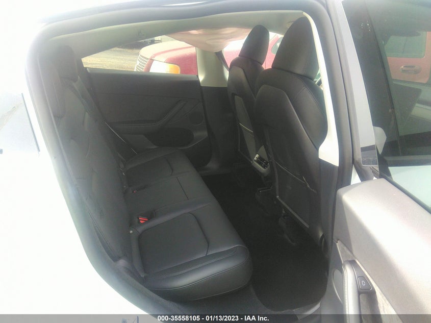 VIN 7SAYGDEE9NA014062 2022 TESLA MODEL Y LONG RANGE