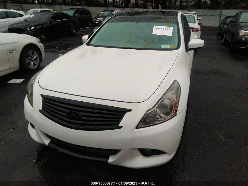 2015 INFINITI Q40 JN1CV6AR7FM521543