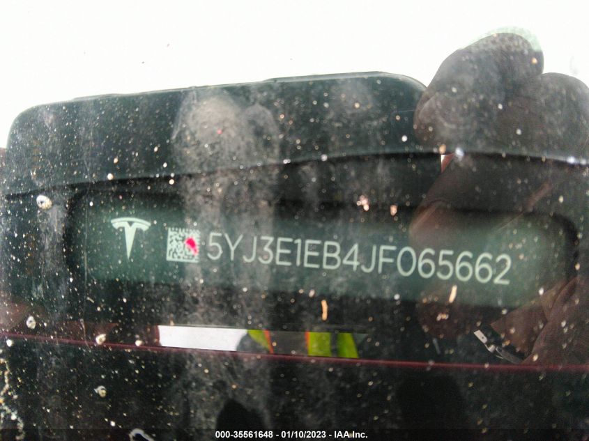 Фото: 5YJ3E1EB4JF065662 - 9