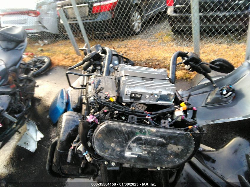 2020 HARLEY-DAVIDSON FLTRK 1HD1KZF25LB669643