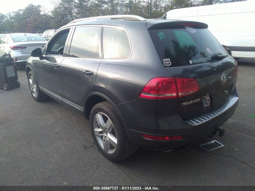 2013 VOLKSWAGEN TOUAREG LUX WVGEF9BP9DD001645