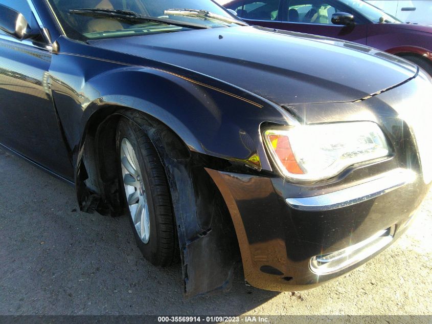 VIN 2C3CCAAG9DH633835 2013 CHRYSLER 300 no.6