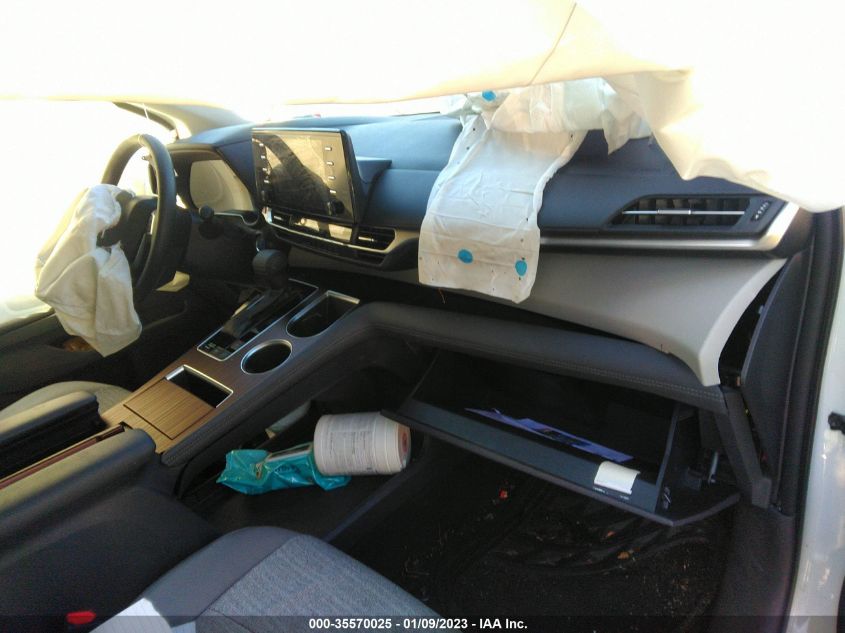 5TDKRKEC9MS059418 2021 TOYOTA SIENNA, photo no. 5