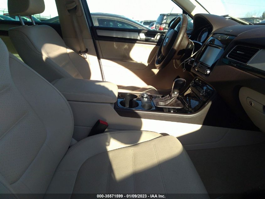 2013 VOLKSWAGEN TOUAREG SPORT WVGEP9BP4DD004742