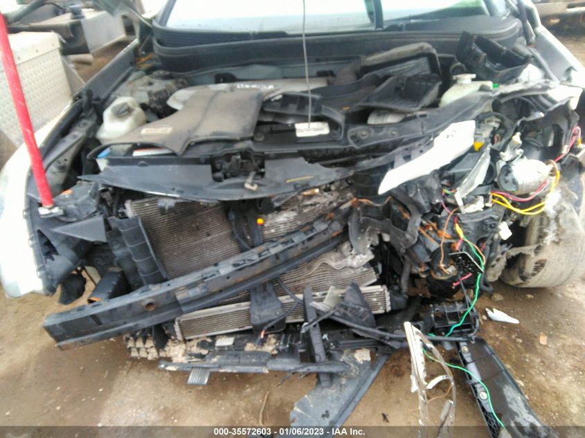 2014 HYUNDAI SONATA HYBRID LIMITED - KMHEC4A48EA106750