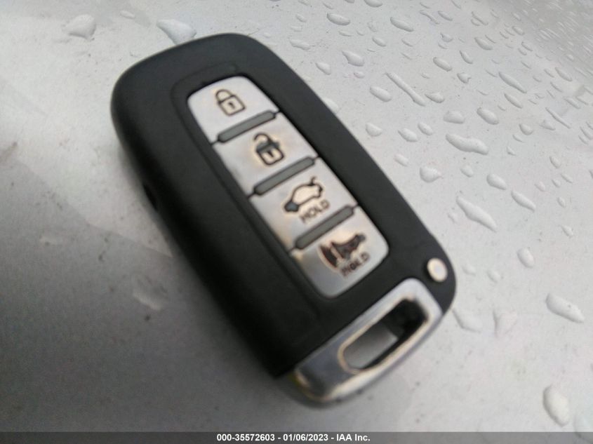 2014 HYUNDAI SONATA HYBRID LIMITED - KMHEC4A48EA106750