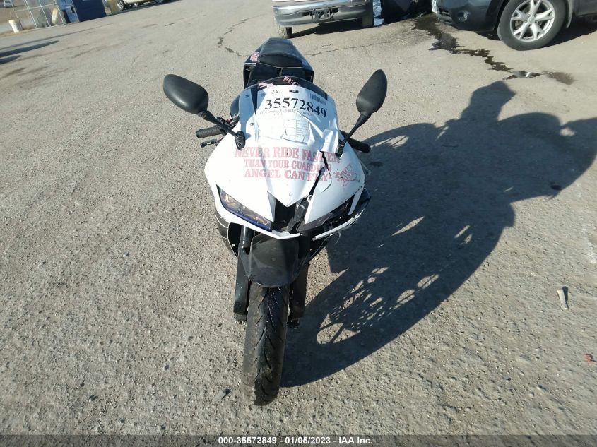 2016 HONDA CBR600 RR JH2PC40J3GK200737