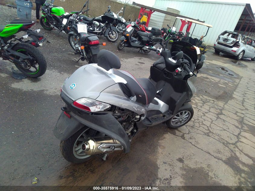 2010 PIAGGIO MP3 400 ZAPM590T8A5001322