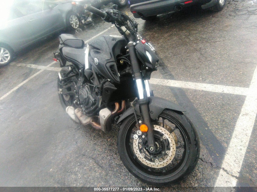 VIN JYARM32Y3MA000585 2021 YAMAHA MT07 C