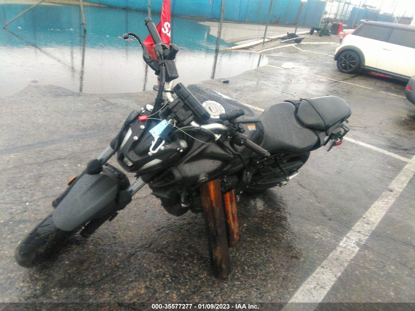 VIN JYARM32Y3MA000585 2021 YAMAHA MT07 C