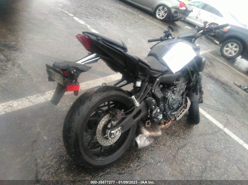 VIN JYARM32Y3MA000585 2021 YAMAHA MT07 C