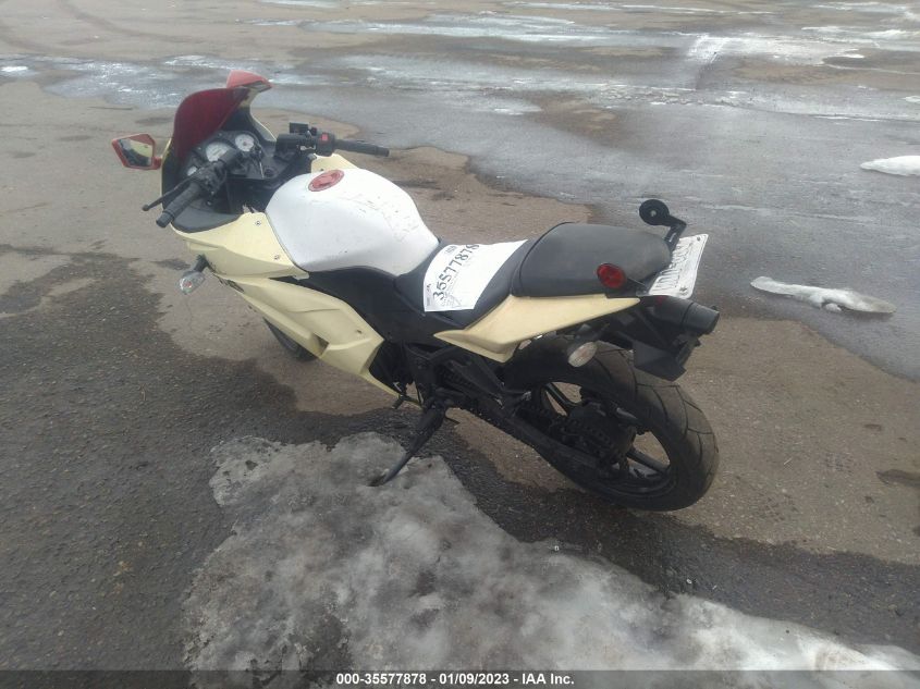 2012 KAWASAKI EX250 J JKAEXMJ15CDAB5129