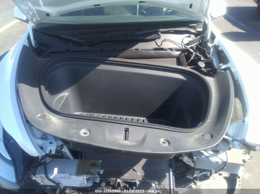 VIN 7SAYGDEEXNF320240 2022 TESLA MODEL Y LONG RANGE