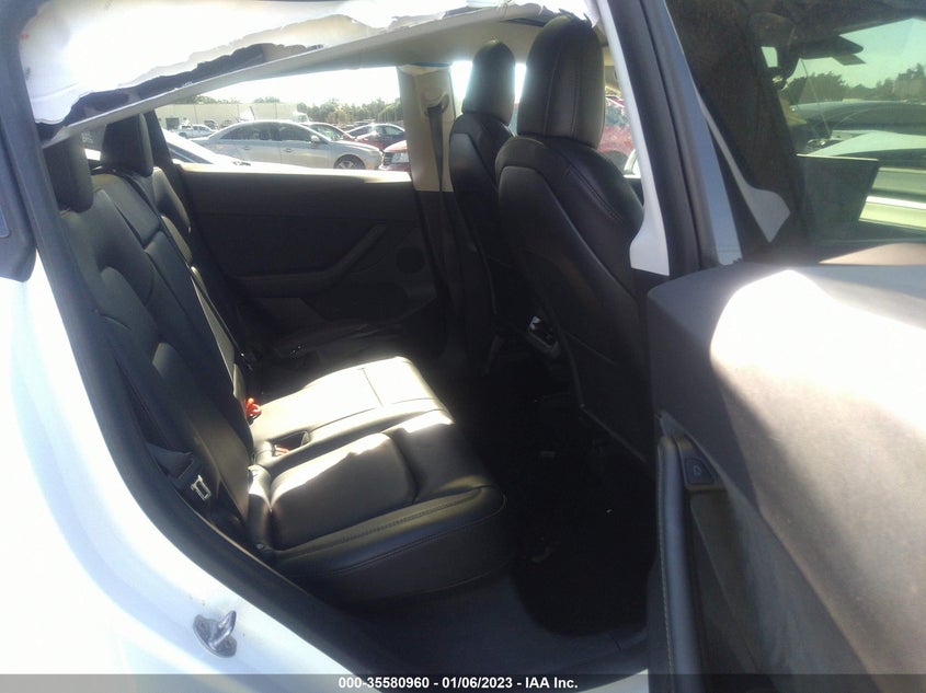 VIN 7SAYGDEEXNF320240 2022 TESLA MODEL Y LONG RANGE