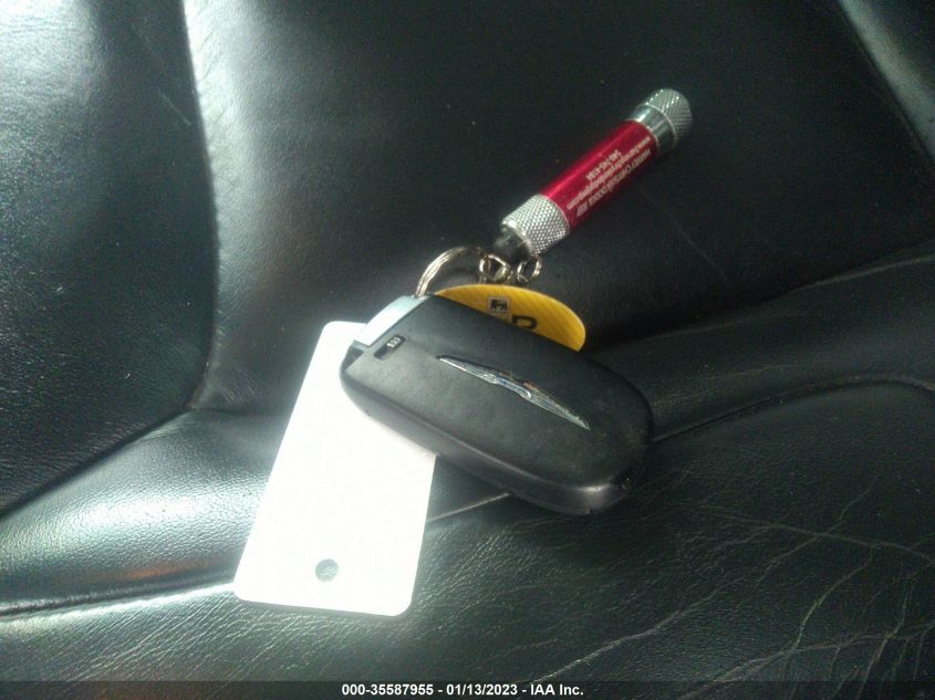 2015 CHRYSLER 300 LIMITED 2C3CCAAG1FH749081