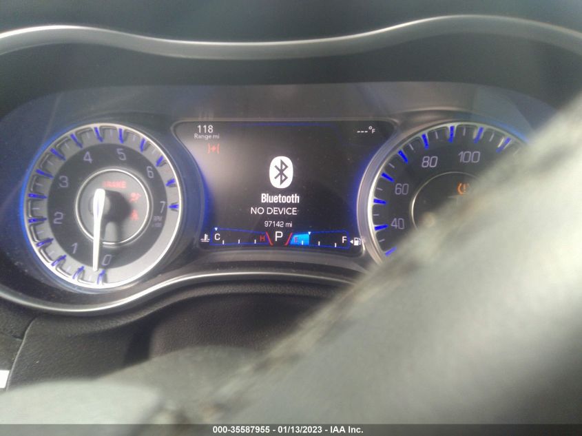 2015 CHRYSLER 300 LIMITED 2C3CCAAG1FH749081