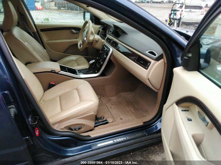 2013 VOLVO XC70 T6 YV4902BZ5D1150195