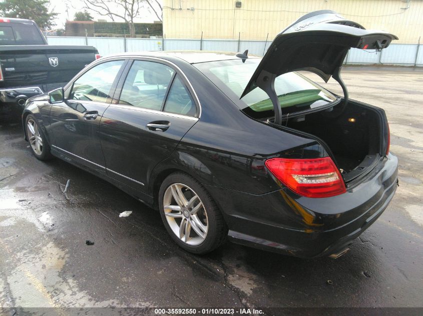 2013 MERCEDES-BENZ C-CLASS C 300 WDDGF8AB6DR284446