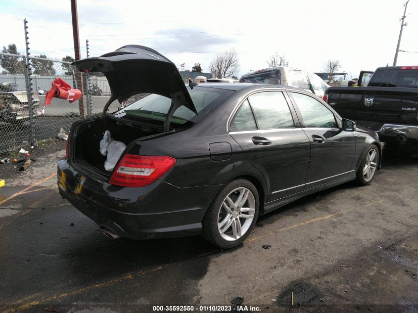 2013 MERCEDES-BENZ C-CLASS C 300 WDDGF8AB6DR284446