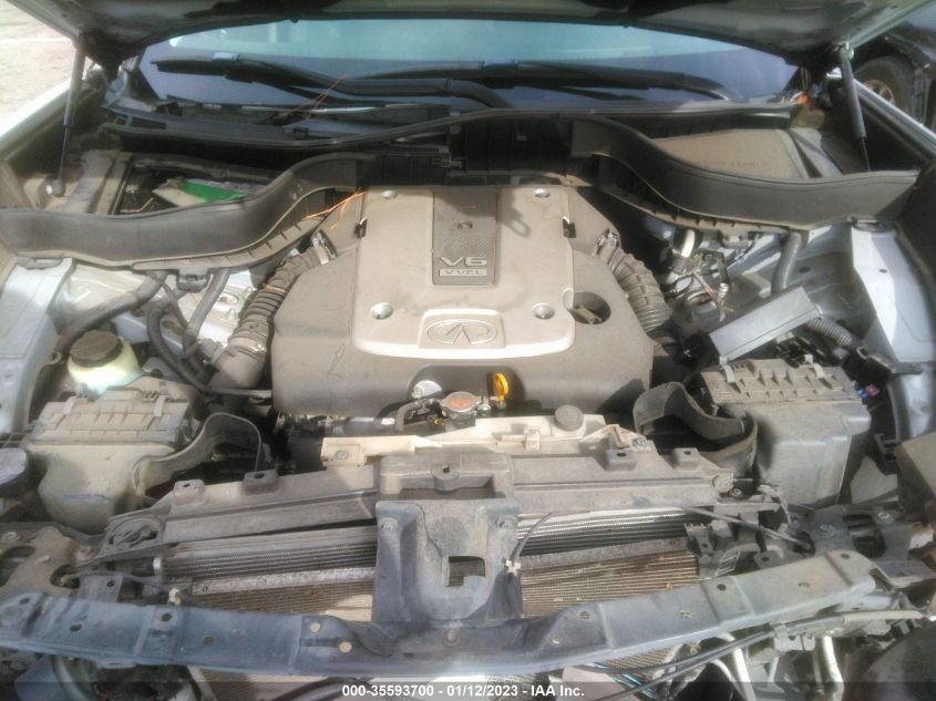 2015 INFINITI QX70 JN8CS1MU5FM381652