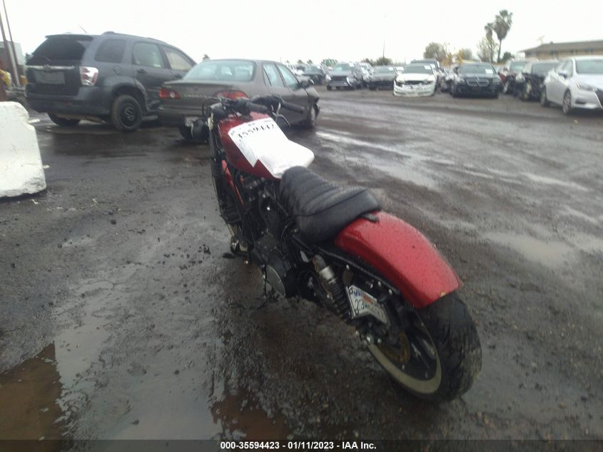 2018 HARLEY-DAVIDSON XL883 IRON 883 - 1HD4LE237JC425632