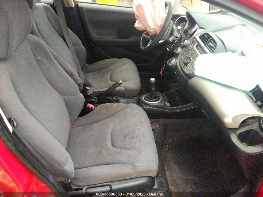 2013 HONDA FIT - JHMGE8G32DC050125